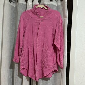 VICI Kennedy cotton picked short and button down shirt